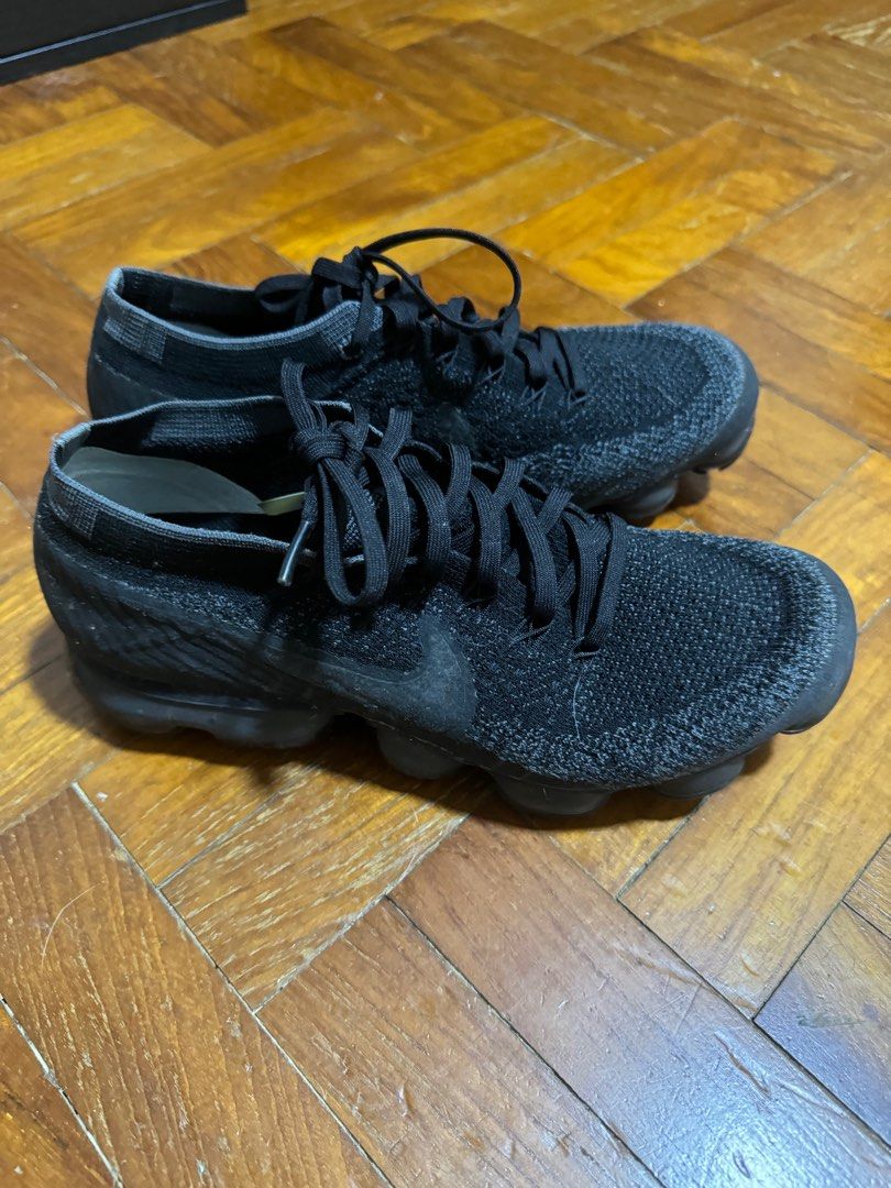 Nikelab vapormax triple black hotsell