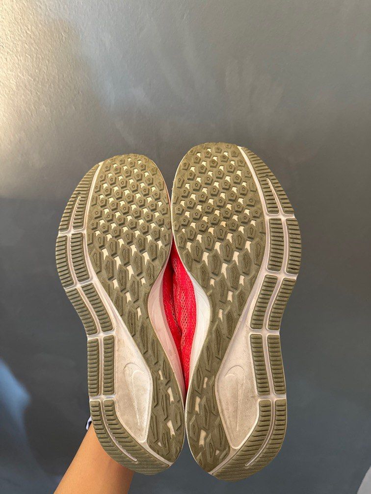 Pegasus 35 (Category: Sneakers) located in Las Pinas. Submitted by PeterPan21 (Listing ID 1318622789, Image 3). Description: Pegasus 35 size 11US Barely used Good for beginner runners Rfs: unloading.