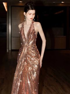 (Category: ) located in . Submitted by starrydresses (Listing ID 1318741418, Image 1). Description: .