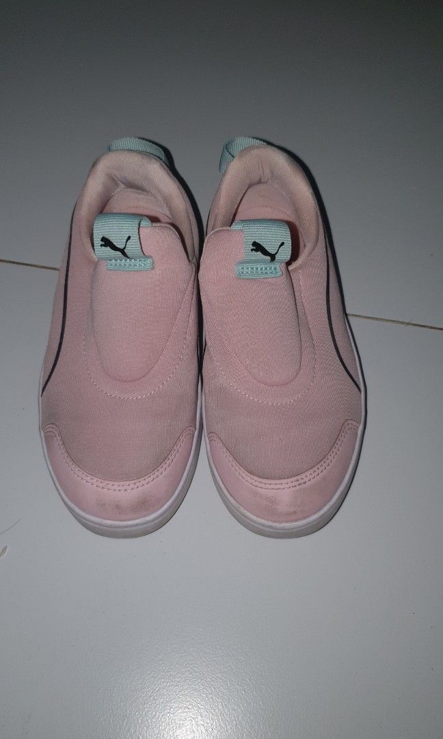 Puma shoes for kids (Category: Babies & Kids Fashion) located in Quezon City. Submitted by vertow (Listing ID 1318627894, Image 1). Description: Decluttering Sale. Preloved Puma kids shoes for girls Size 12.5c - 18cm 9.5/10 condition needs wash No box.
