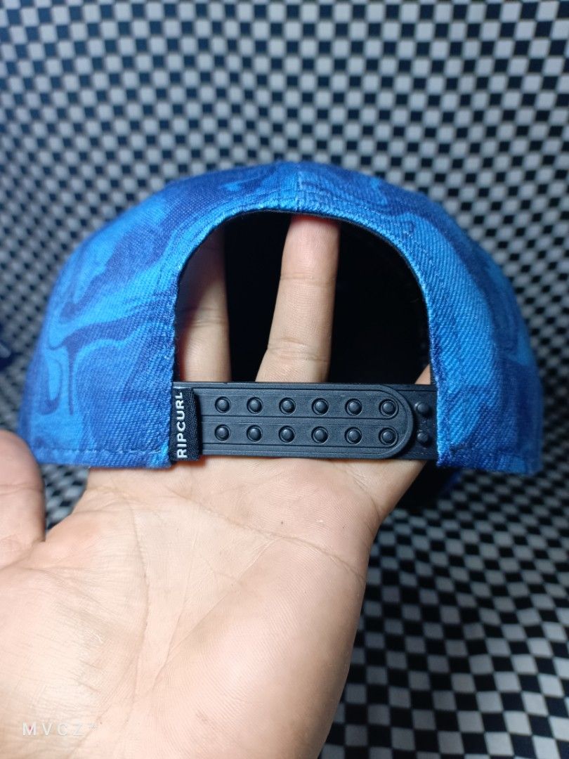 RIPCURL SNAPBACK (Category: Caps & Hats) located in Polomolok. Submitted by maczstuff (Listing ID 1318653212, Image 3). Description: 📍 RIPCURL 📍 SNAPBACK (AFRAME) 📍 GOOD AS NEW CONDITION 📍 NO ISSUES 📍 650 + SF 📍 MINDANAO POLOMOLOK LOC. 📍 UNLI VOUCH 📍 PAYMENT FIRST (GCASH) 📍 NO COP/COD.