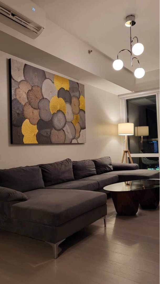Rockwell Proscenium Lincoln 1BR (Category: Apartments & Condos) located in Makati City. Submitted by adelkantia60681 (Listing ID 1318686250, Image 3). Description: FIRE SALE!!! Lincoln Tower Proscenium - 65sqm (1 bedroom, 1 bath) High Floor (33rd floor) Tandem parking beside elevator (the only 1 br unit in Proscenium with 2 parking slots)!!! View of BGC Furnished Also for rent at P70,000/Mo Sale Price: 22m gross.