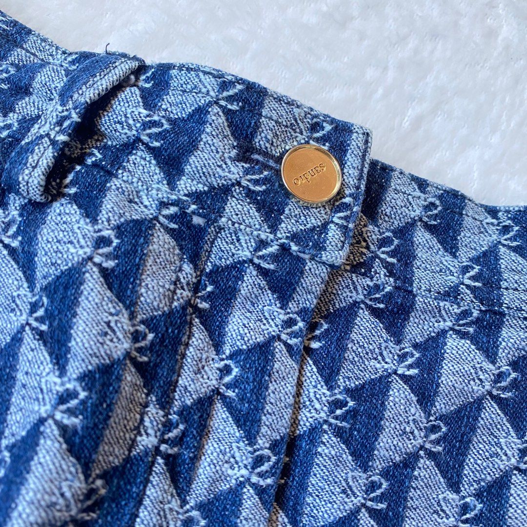 ✨Sandro Monogram Skirt (Category: Luxury Apparel) located in Manila. Submitted by yourdaily_obsessions (Listing ID 1318726029, Image 3). Description: Brand: SANDRO France Size 36 on tag, waist 25 inches 🦋Thick fabric, vv classy - 🫧Notes before making an offer❗️ •Photos are provided for self authentication. •Bogus/irresponsible buyer auto blocked •Payment First •Mine now, pay now. Pay now, ship tomorrow..