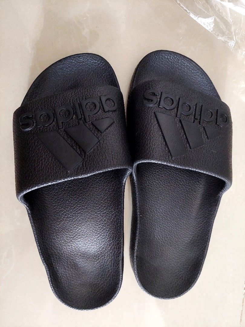 Sendal slip on hot sale