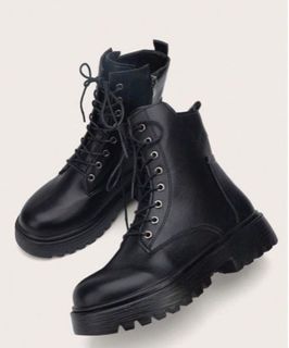 (Category: ) located in . Submitted by jys_closet (Listing ID 1318621489, Image 1). Description: .