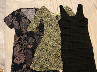 (Category: ) located in . Submitted by thesummerwardrobe (Listing ID 1318733663, Image 1). Description: .
