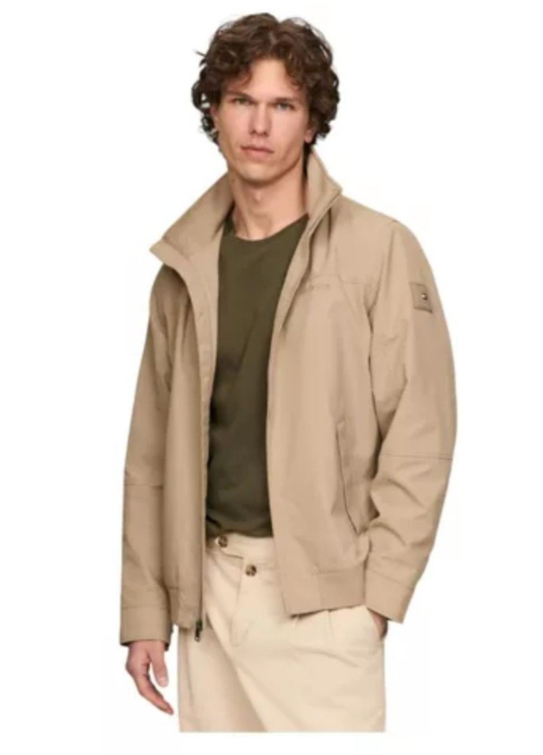 tommy hilfiger jacket Carousell