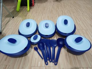 Tupperware Serveware Set, Furniture & Home Living, Kitchenware ...