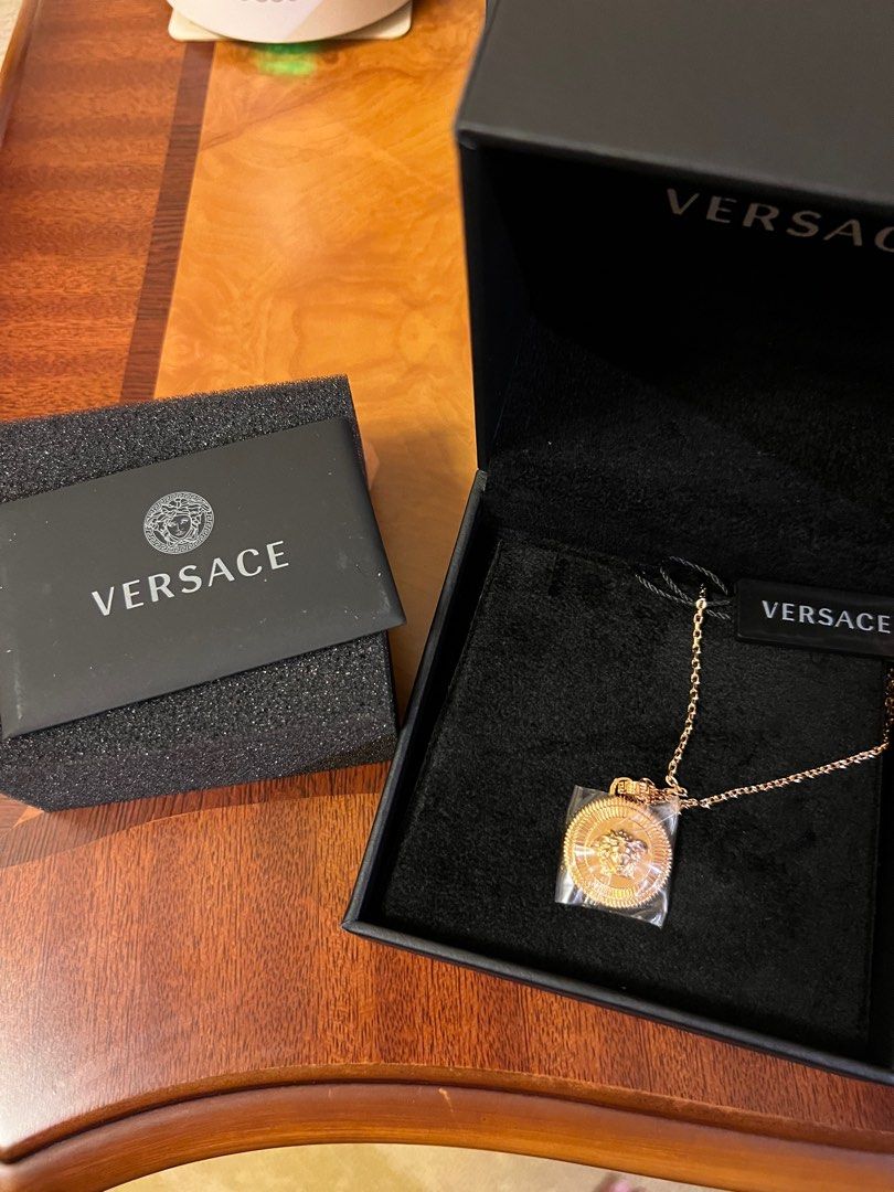 Versace official Medusa Pendant Necklace