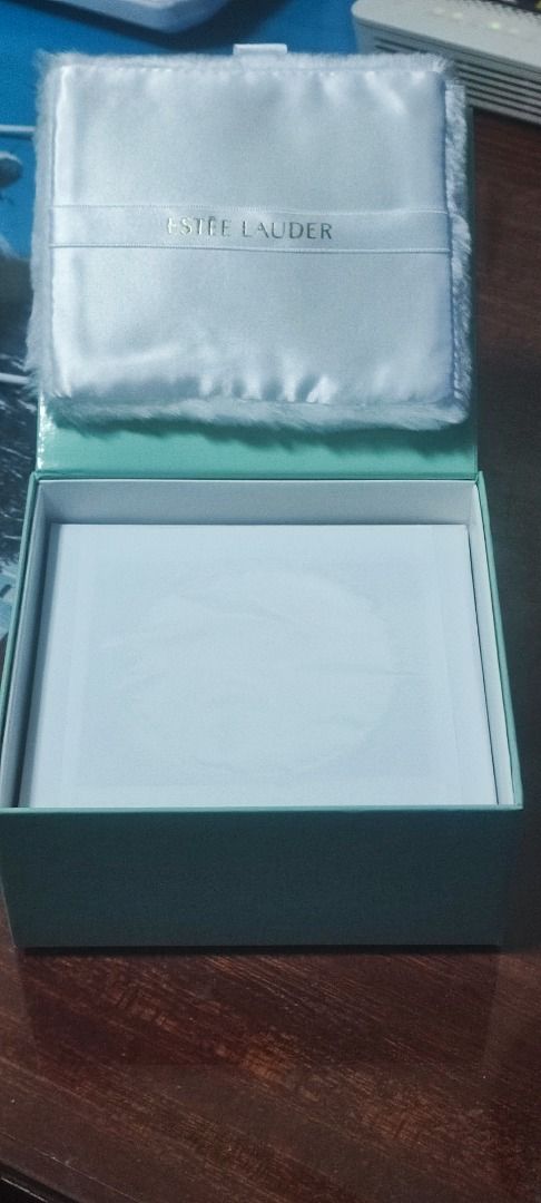 Youth dew dusting powder (Category: Face Care) located in Quezon City. Submitted by silentgem.bf8a9d (Listing ID 1318717616, Image 3). Description: brand new youth dew dusting powder from canada,gift to me but i dont need it so am selling it,interested may msg me or txt me 09273691003.