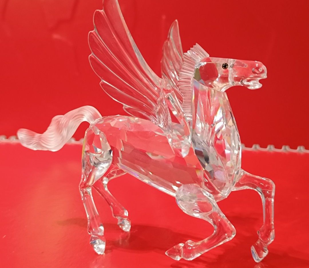 🈹🈹🈹 Swarovski Pegasus Crystal 施華洛世奇水晶飛馬, 名牌