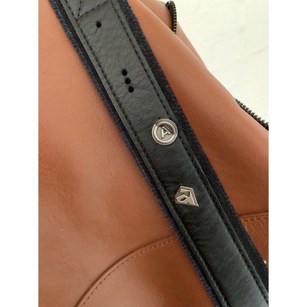 現貨二手adererror 正品斜背包Torn label messenger bag , 她的