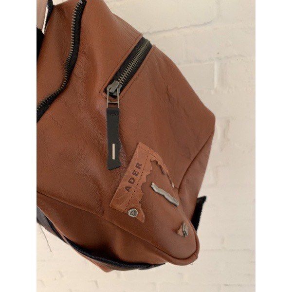 現貨二手adererror 正品斜背包Torn label messenger bag , 她的