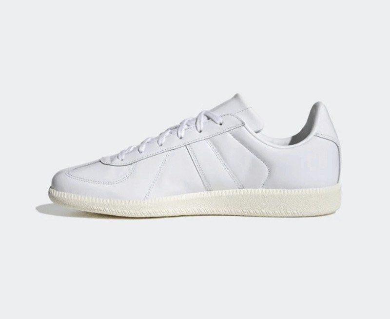Adidas BW Army “Off White” (Category: Sneakers) located in Pasig City. Submitted by AnythingPH (Listing ID 1318890951, Image 2). Description: Selling! Adidas BW Army “Off White” Brand New! Sizes 4.5-10 5.5w-11w ETA 7-14 Days Php 5,895 only! DM for inquiries 📩 Unli Vouch 💯 IG: @viderelifestylecollection FB: Videre Lifestyle Collection.
