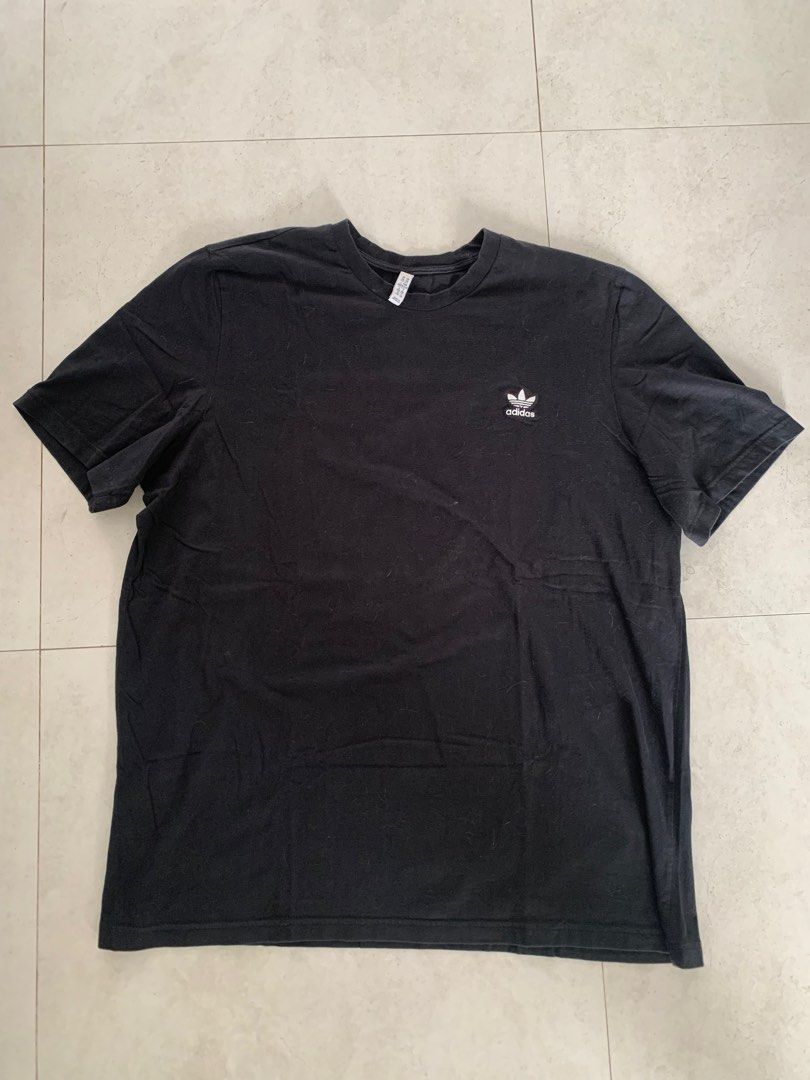 Adidas tshirt kaos XXL, Fesyen Pria, Pakaian Atasan di Carousell