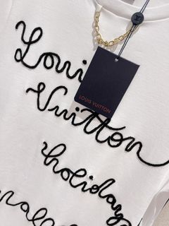 (Category: ) located in . Submitted by luxurycloset.shop (Listing ID 1318803678, Image 1). Description: .