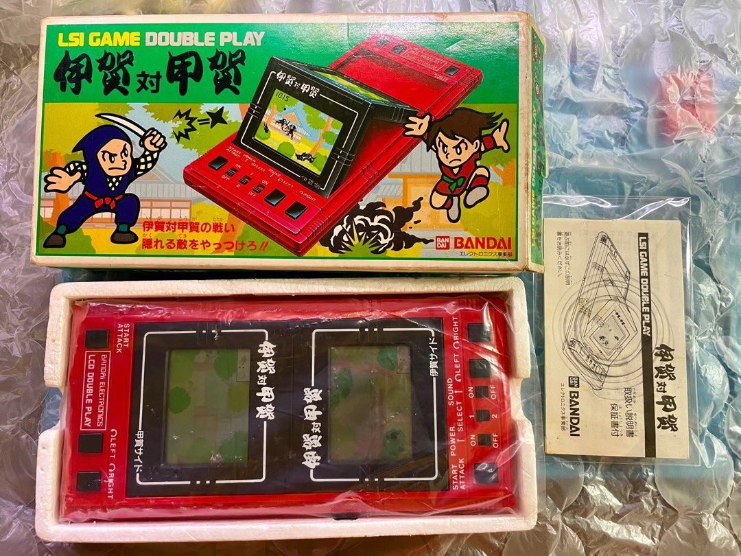 BANDAI バンダイ LSI 伊賀対甲賀 DOUBLE PLAY ゲーム Amazon.co.jp: 現状品 伊賀対甲賀 2個セット LSI ゲーム : おもちゃ
