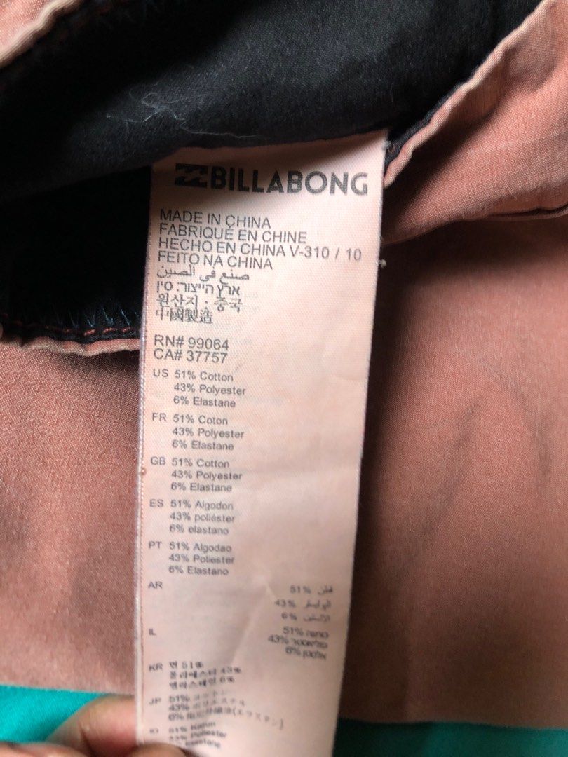 Billabong Men s Short 34 Men s Fashion Bottoms Shorts on Carousell