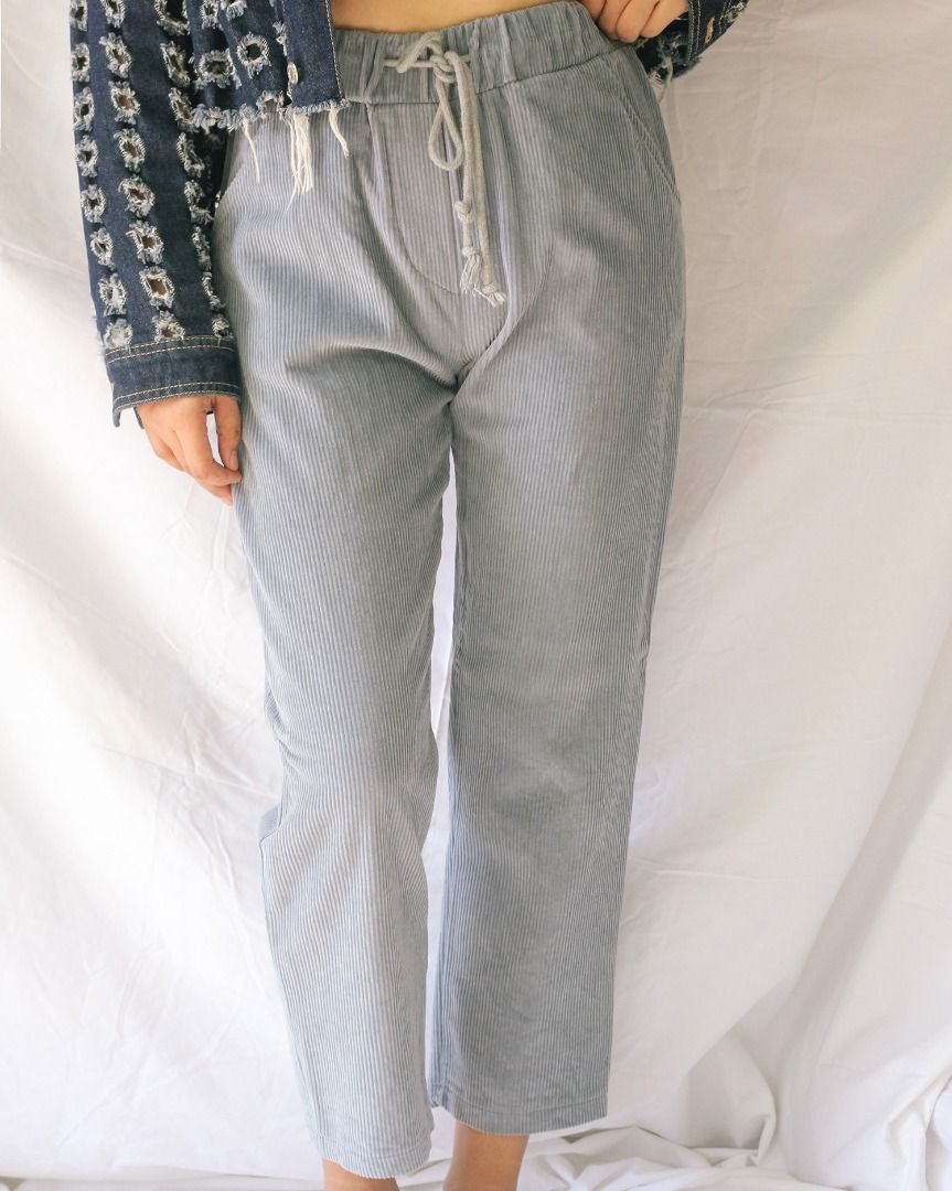 Blue Corduroy pants (Category: Other Bottoms) located in Manila. Submitted by teeforel (Listing ID 1318936552, Image 2). Description: Blue Corduroy pants. Elastic waist and side pockets. Still in very good condition. Size: S-M Waist = 28 inches Hips = 38 inches Length = 34.5 inches Crotch to Waist Length = 11 inches Pant Width = 9 inches Model size is S-M. Height: 5’3’ *Color may vary from actual item due to monitor settings or photo lighting.* D
