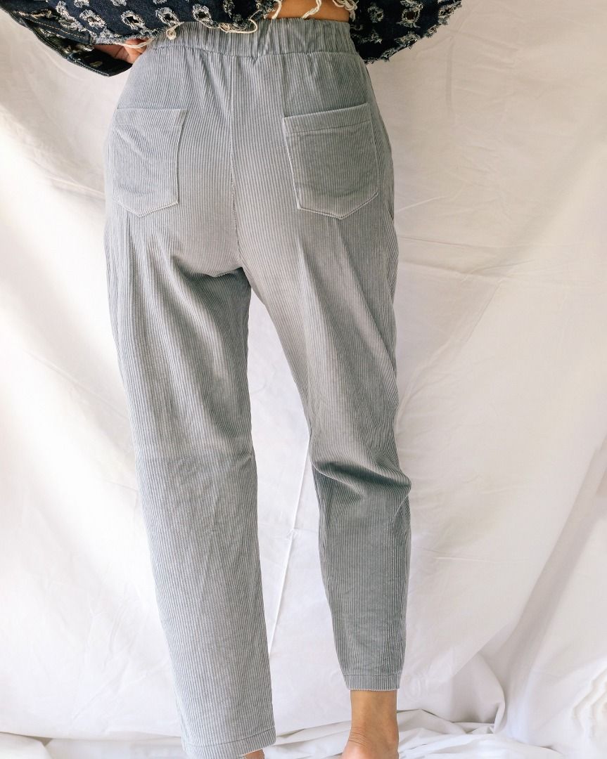 Blue Corduroy pants (Category: Other Bottoms) located in Manila. Submitted by teeforel (Listing ID 1318936552, Image 3). Description: Blue Corduroy pants. Elastic waist and side pockets. Still in very good condition. Size: S-M Waist = 28 inches Hips = 38 inches Length = 34.5 inches Crotch to Waist Length = 11 inches Pant Width = 9 inches Model size is S-M. Height: 5’3’ *Color may vary from actual item due to monitor settings or photo lighting.* D