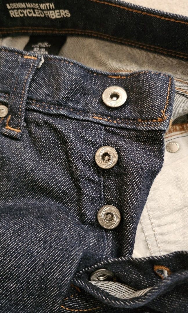 FURTHER DISCOUNT BRAND NEW H M Men s Jeans Size W32 L30 Men s Fashion Bottoms Jeans on Carousell