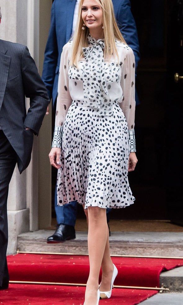 Burberry dalmatian skirt clearance