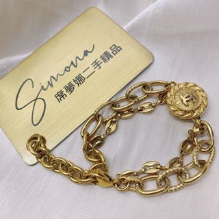 由 simona_vintage_m (刊登 ID 1318872685，圖片 1) 提交，位於 的 (類別：)，說明：。