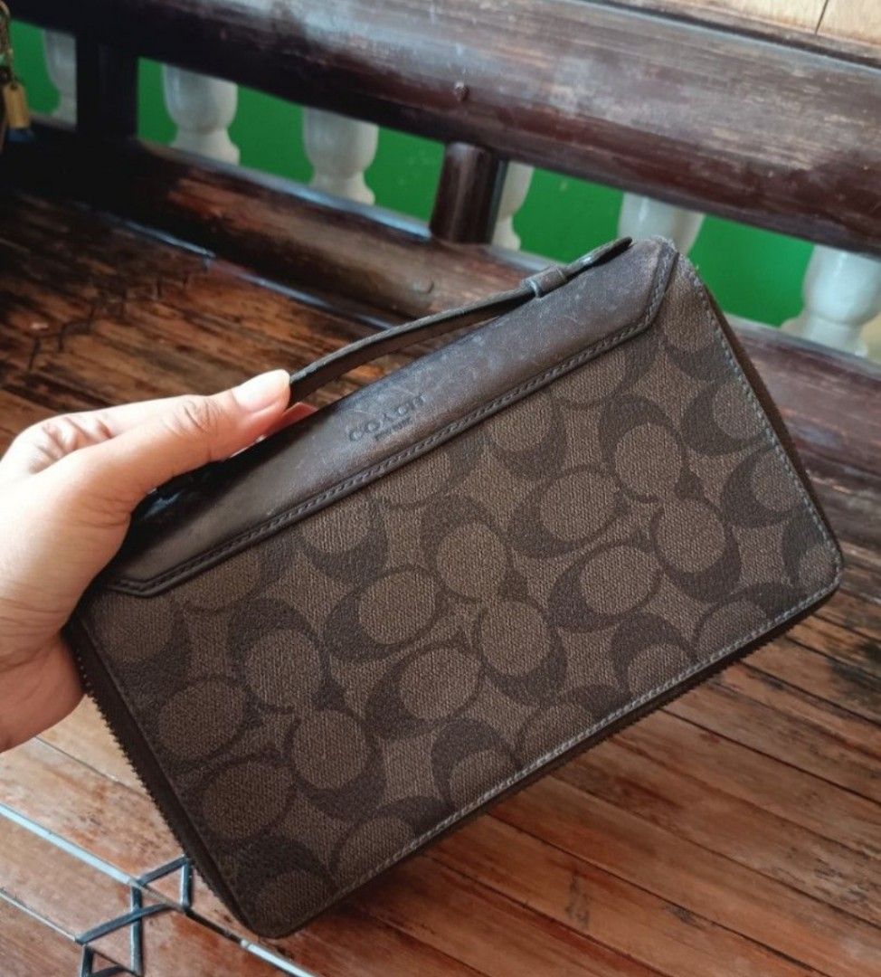 Coach big wallet online