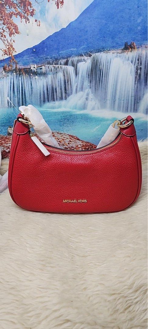 Cora Medium (Category: Luxury Bags & Wallets) located in Manila. Submitted by lovieauthenticmerchandise (Listing ID 1318816016, Image 1). Description: .