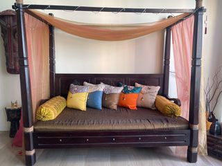 (Category: ) located in . Submitted by drneera (Listing ID 1318809525, Image 1). Description: .
