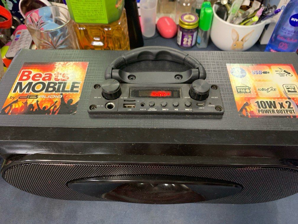 Dbaudio Beats Mobile 10watts x 2 Max Output (Category: Portable Music Players) located in Pasay City. Submitted by ayinong168 (Listing ID 1318839674, Image 2). Description: Item is in excellent condition working, fm, karaoke, usb, Bluetooth pm for order.