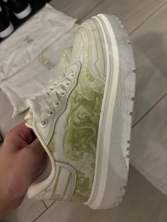 （分類：）位於 。 由 05279527 提交（商品編號 1318817526，圖片 1）。簡介： 。