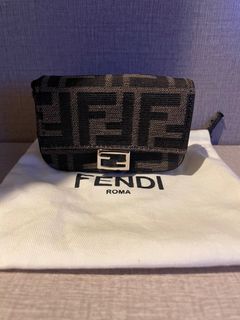 （分類：）位於 。 由 humansell 提交（商品編號 1318908307，圖片 1）。簡介： 。