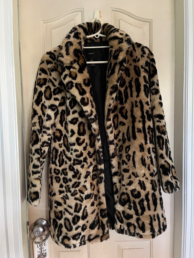 Forever 21 Fluffy Cheetah print coat Women s Fashion Coats Jackets and Outerwear on Carousell