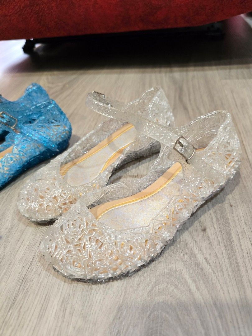 Elsa glass shoes hotsell