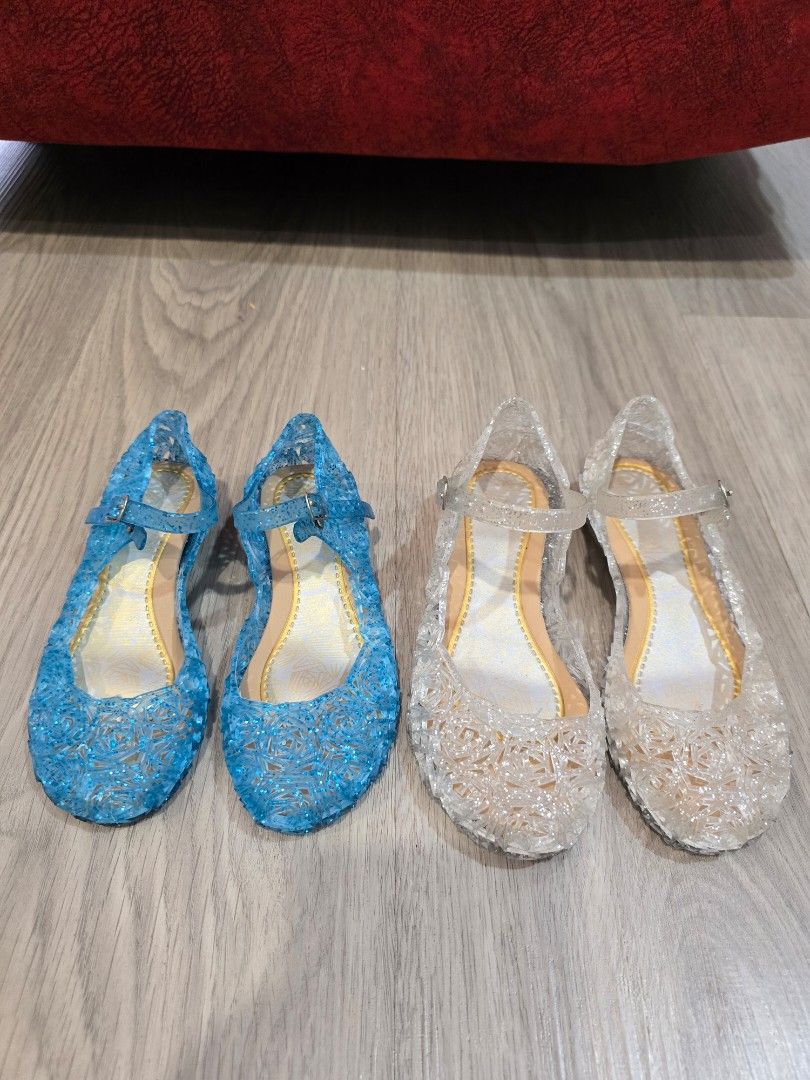 Elsa glass shoes top