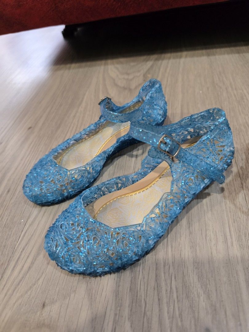 Elsa glass shoes hotsell