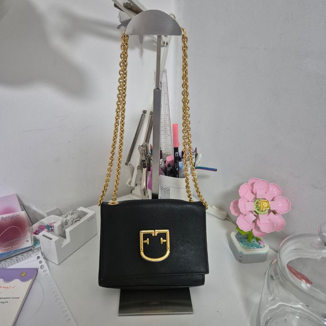 Furla Viva Mini Pochette, Fesyen Wanita, Tas Dompet di Carousell