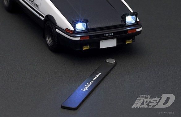 Ignition Model IG3190 1/18 INITIAL D Toyota Sprinter Trueno 3Dr GT Apex ( AE86) White/Black with LED light, 興趣及遊戲, 玩具& 遊戲類- Carousell