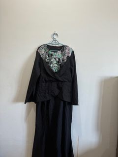 (Category: ) located in . Submitted by favourite.wardrobe (Listing ID 1318835876, Image 1). Description: .
