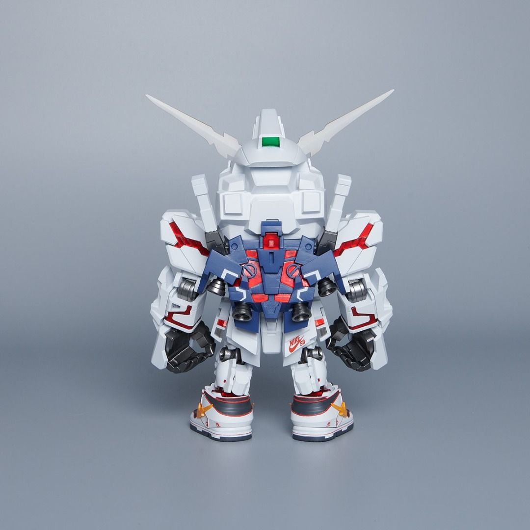 LAST PIECE ✅ QMSV NIKE X GUNDAM ACTION FIGURE RX-0 UNICORN GUNDAM (DESTORY MODE) VERSION TOY SINGAPORE (Category: Toy Figures) located in Singapore. Submitted by thehobbybase (Listing ID 1318879692, Image 3). Description: 📌This is a Soft Vinyl by Bandai. Celebrating the collaboration of NIKE SB and Unicorn Gundam, here comes a special QMSV. This specical version of a Unicorn Gundam is wearing the Nike SB × Unicorn Gundam Dunk-High. There are two