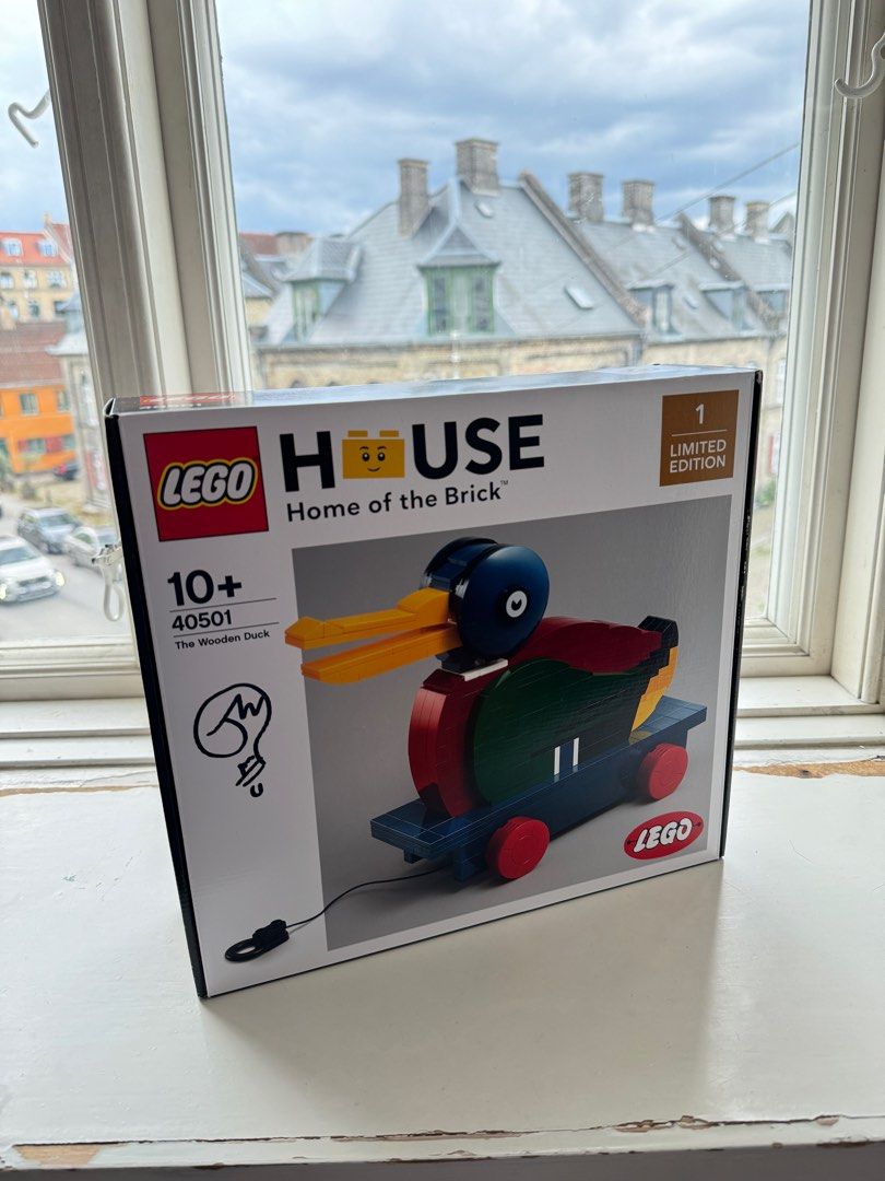 Wooden Duck Lego House Special Edition LEGO 40501 The Wooden Duck