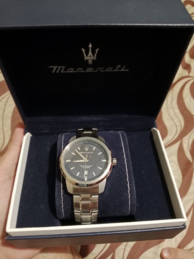 Maserati watch for sale (Category: Men's Watches) located in Quezon City. Submitted by ryanchestercamacam (Listing ID 1318918729, Image 1). Description: maserati watch no scratches complete with box and owner's manual.