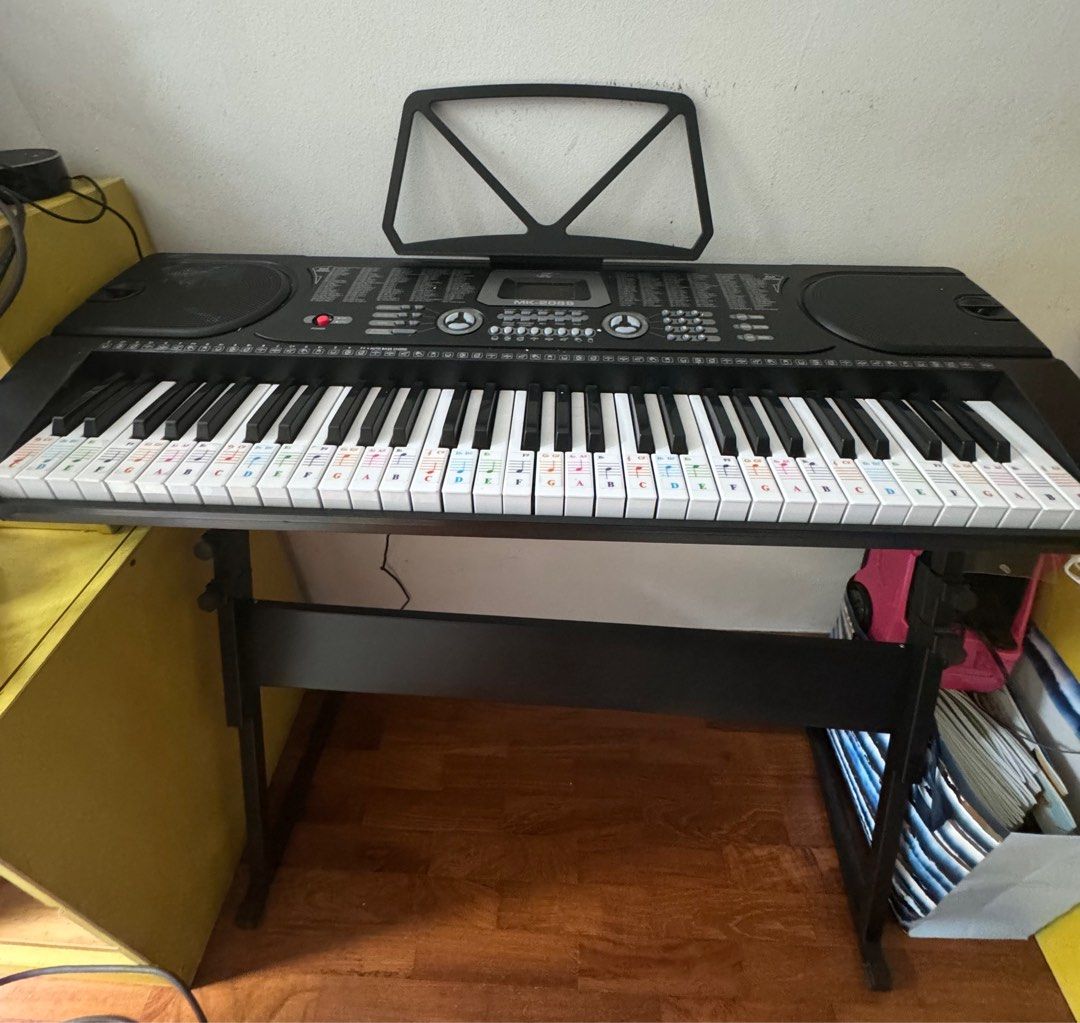 MK 2089 electronic keyboard & stand, Hobbies & Lifestyle, Musical ...