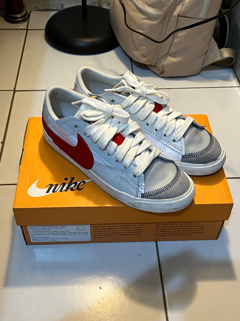 Nike Blazer Low 77 Jumbo University Red, Fesyen Pria, Sepatu