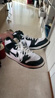 (Category: ) located in . Submitted by batamese (Listing ID 1318799810, Image 1). Description: .