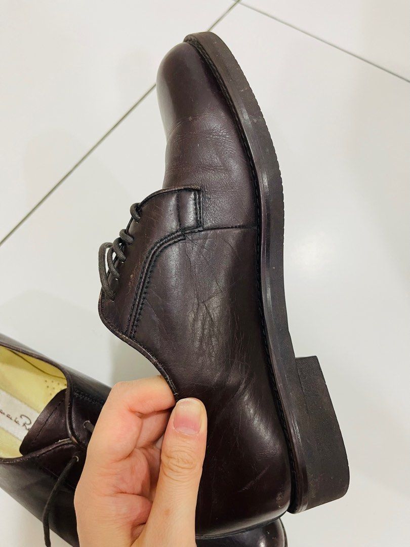 Oscar De La Renta Leather Shoes for Men Brown Size 7 Men s Fashion Footwear Dress shoes on Carousell