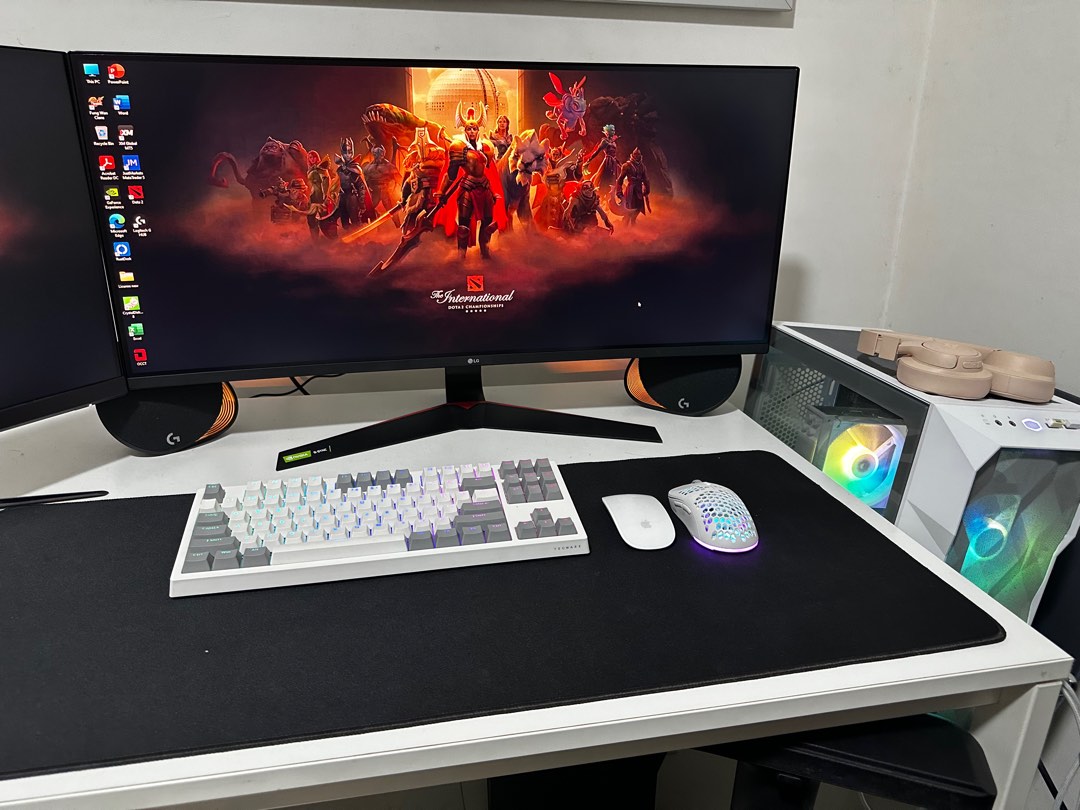 Plugger Pc Pc gaming fullset plug and play, Computers & Tech, Desktops on Carousell
