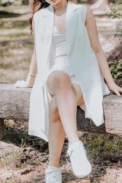 White blazer no sleeves hot sale