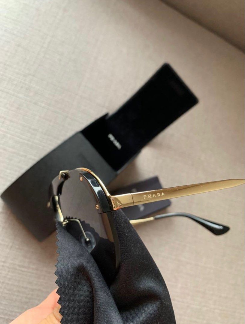 PRADA 37mm Round Aviator Sunglasses/Eyewear (Category: Sunglasses & Eyewear) located in Taguig. Submitted by Sweettooth888 (Listing ID 1318918489, Image 2). Description: PRADA 37mm Round Aviator Sunglasses Womens Like BRAND NEW 🖤🖤🖤.